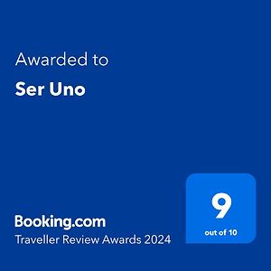Ser Uno